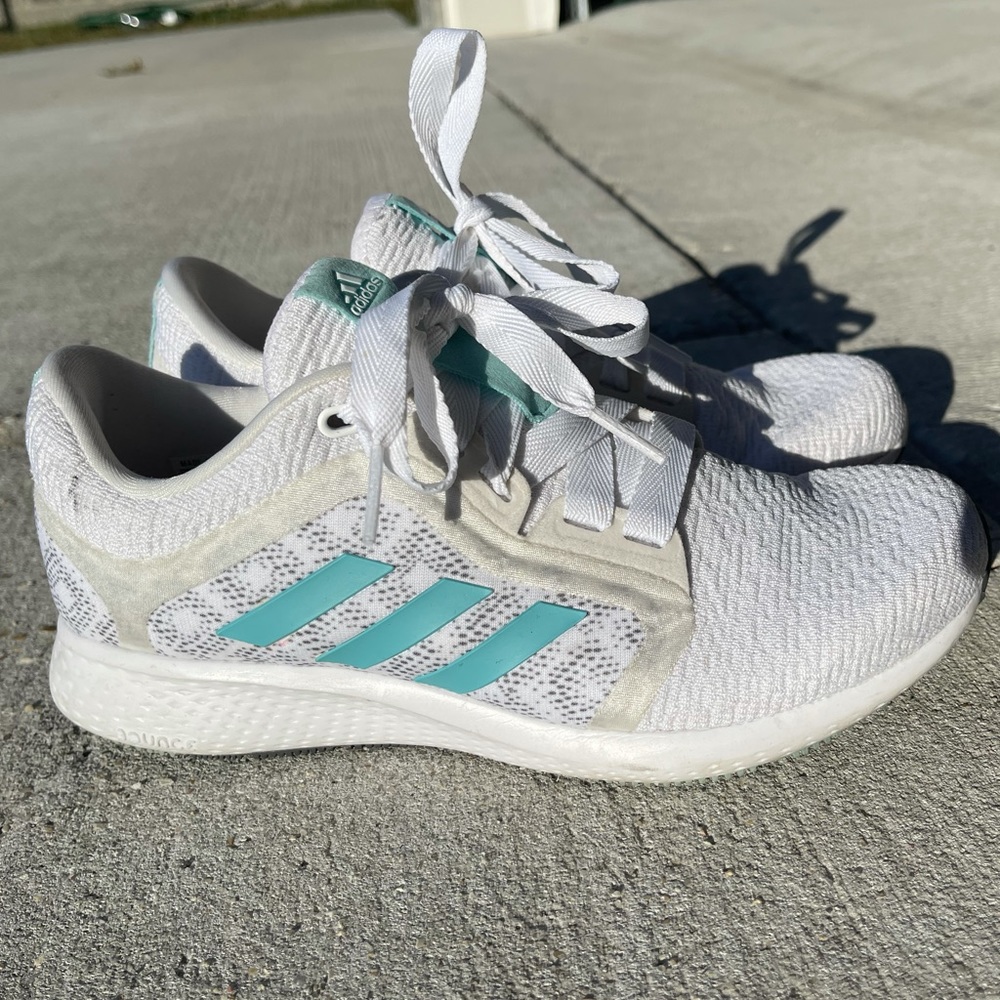 Women’s Adidas EdgeLux 6.5